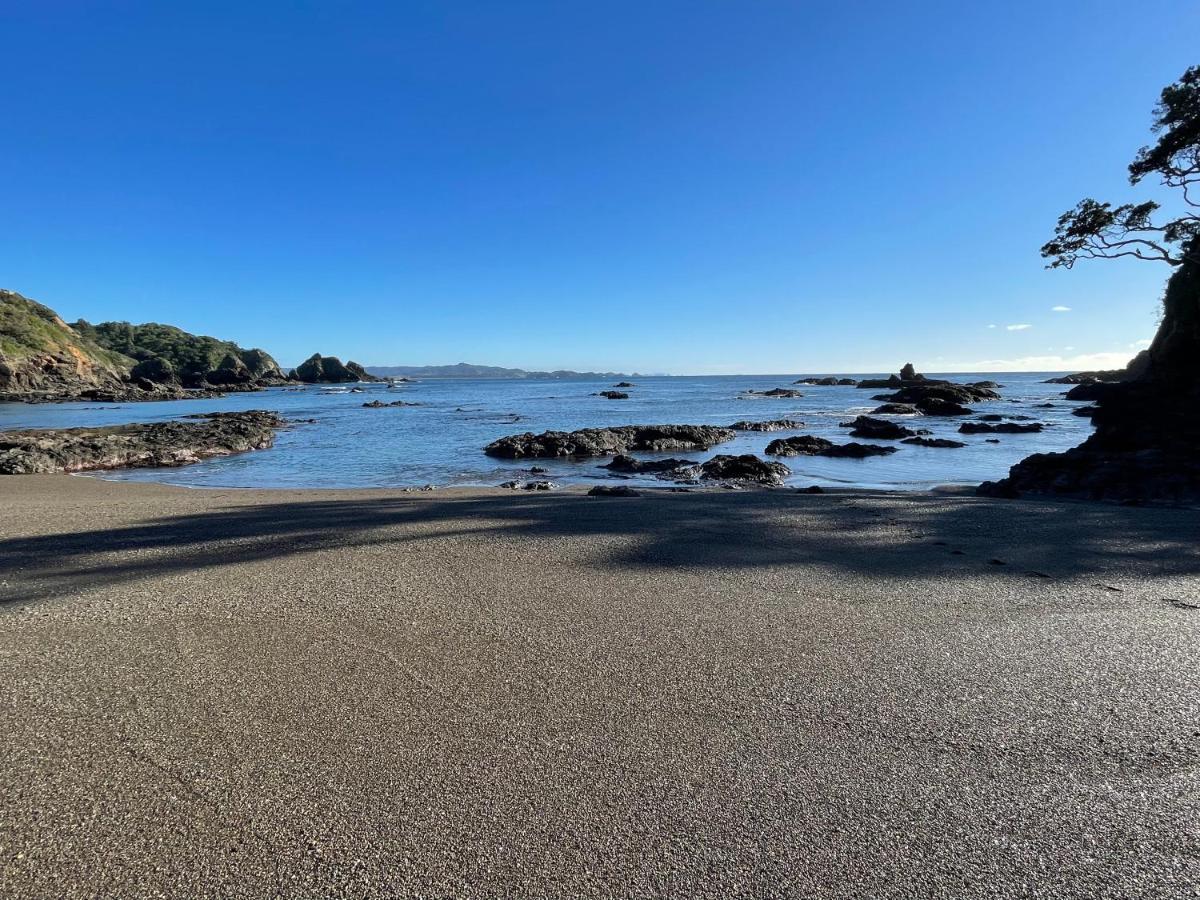 Matapouri & Tutukaka Spectacular Coastal Views- Aroha Luxury Guest Suite Buitenkant foto