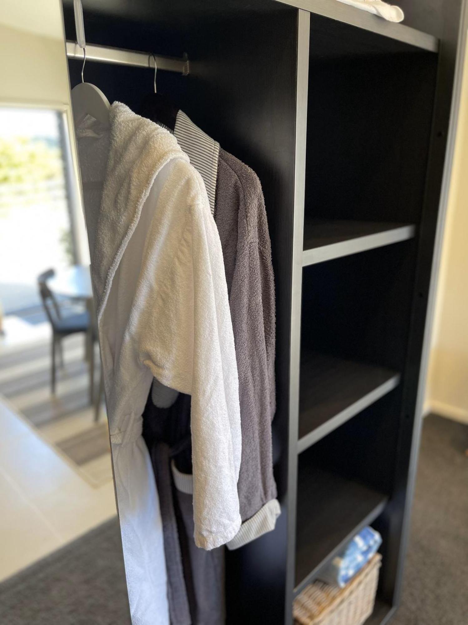Matapouri & Tutukaka Spectacular Coastal Views- Aroha Luxury Guest Suite Buitenkant foto