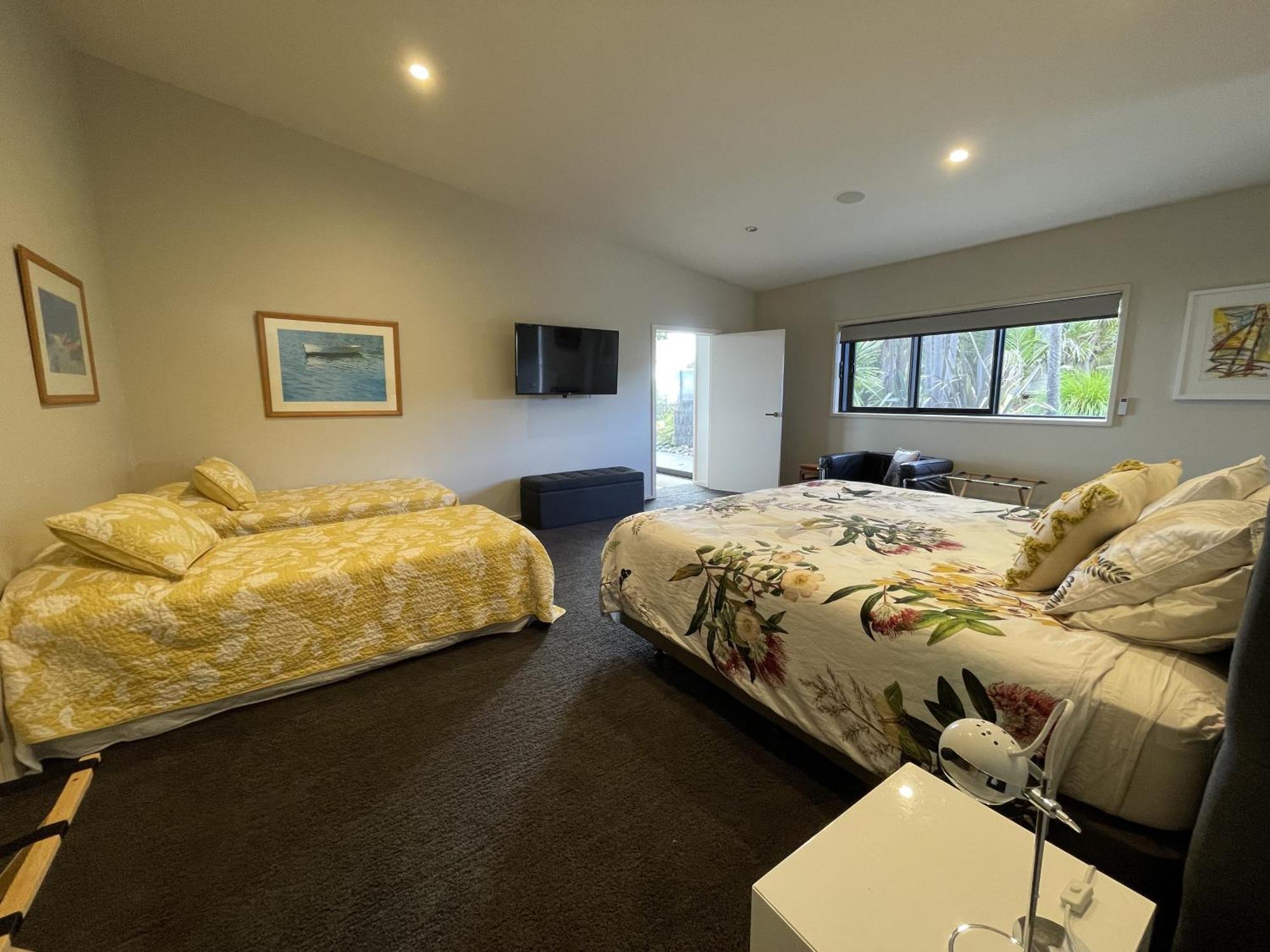 Matapouri & Tutukaka Spectacular Coastal Views- Aroha Luxury Guest Suite Buitenkant foto